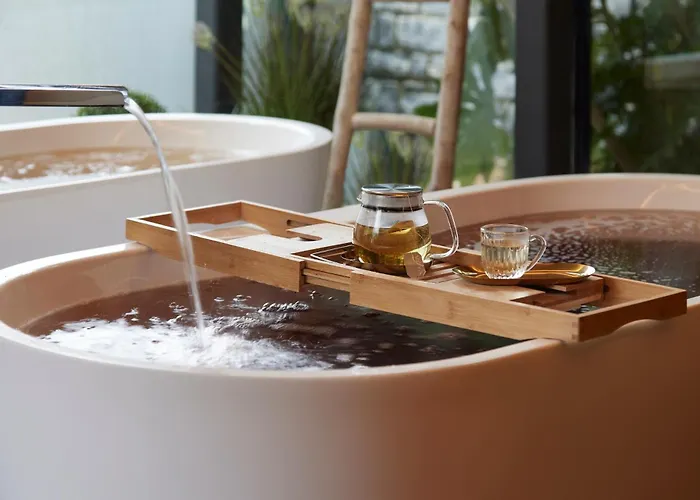 Plaza Hotel, & Leisure Westport