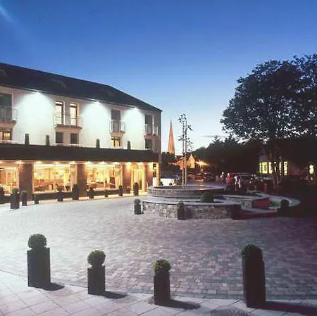 Plaza Hotel, & Leisure 4*