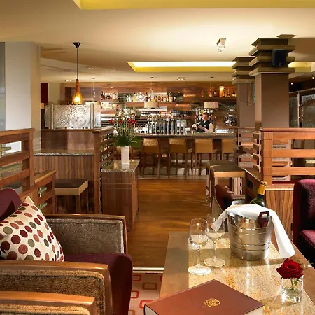 Plaza Hotel, & Leisure 4* Westport