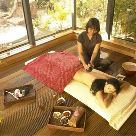 Plaza Hotel, & Leisure Szálloda Westport