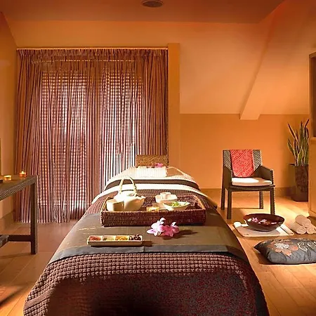 Hotel Plaza Hotel, & Leisure 4*