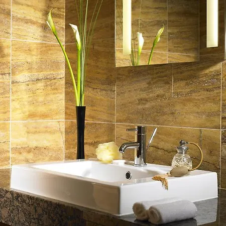 Plaza Hotel, & Leisure Westport