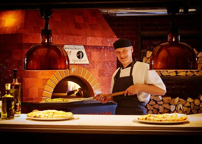 호텔 Plaza Hotel, & Leisure