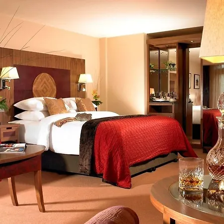 Plaza Hotel, & Leisure 4* Westport
