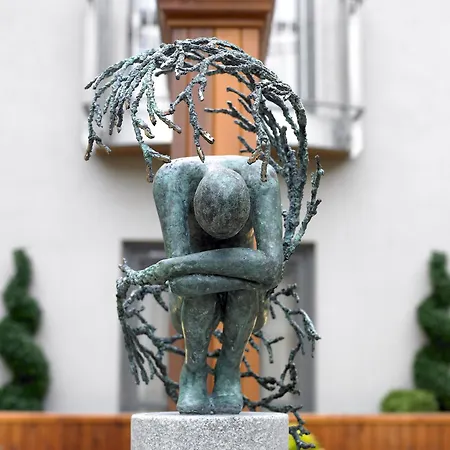 Hotel Plaza Hotel, & Leisure