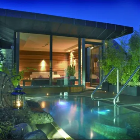 Plaza Hotel, & Leisure 4*