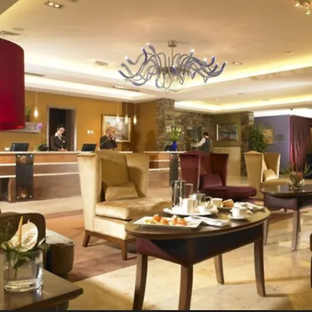 Plaza Hotel, & Leisure Hotel Westport