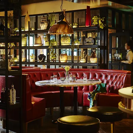 Plaza Hotel, & Leisure 4*