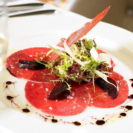 Hotel Plaza Hotel, & Leisure 4*